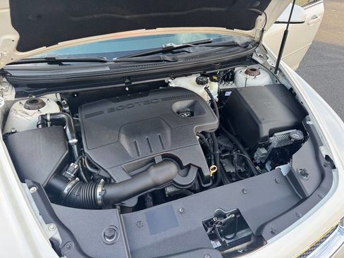 Used 2011 Chevrolet Malibu LT w/ White Diamond Premium Package image 17