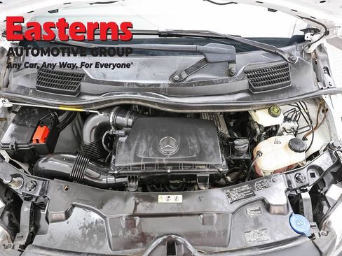 Used 2023 Mercedes-Benz Metris image 7