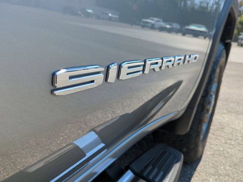 Certified 2025 GMC Sierra 2500 SLT w/ SLT Premium Package AWD/4WD image 30