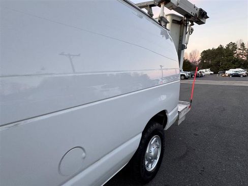 Used 2011 Ford E-350 and Econoline 350 Super Duty w/ PWR Group image 16