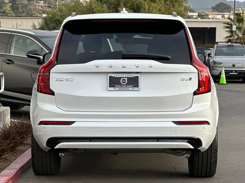New 2026 Volvo XC90 B6 Ultra w/ Protection Package AWD/4WD image 7