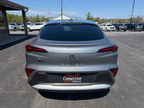 Used 2025 Buick Envista Preferred w/ Convenience I Package image 5