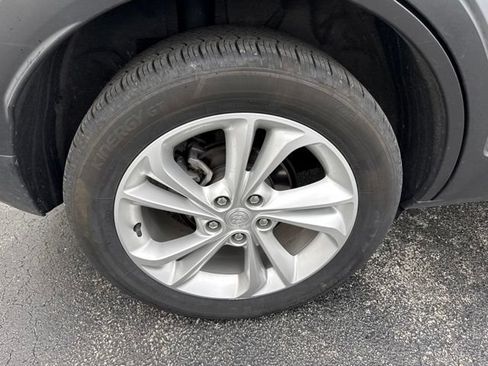 Used 2023 Buick Encore GX Preferred w/ Cold Weather Comfort Package FWD image 6