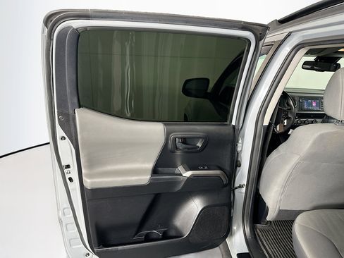 Used 2019 Toyota Tacoma SR5 image 24