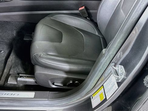 Used 2014 Ford Fusion Titanium FWD image 23