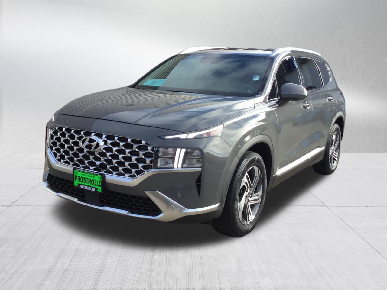 Used 2022 Hyundai Santa Fe SEL FWD image 2