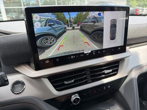 New 2026 Ford Explorer Active AWD/4WD image 21