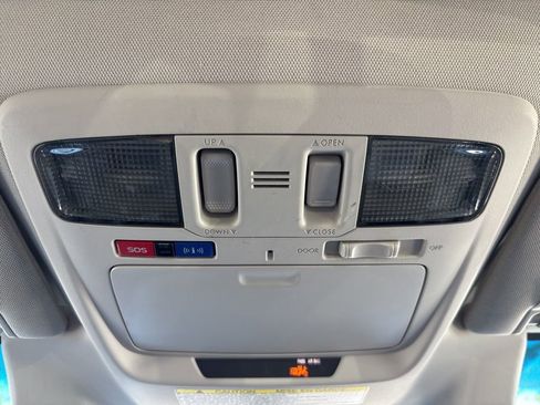 Used 2019 Subaru Outback 2.5i Limited w/ Popular Package #2 AWD/4WD image 23