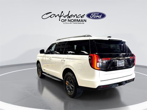 New 2026 Ford Expedition Tremor image 6