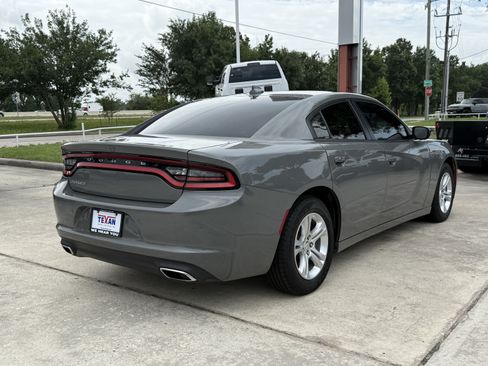 Used 2023 Dodge Charger SXT RWD image 5