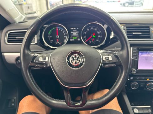 Used 2016 Volkswagen Jetta SEL Premium FWD image 33