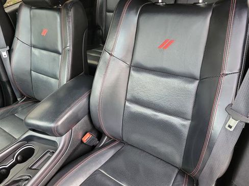 Used 2023 Dodge Durango GT image 5