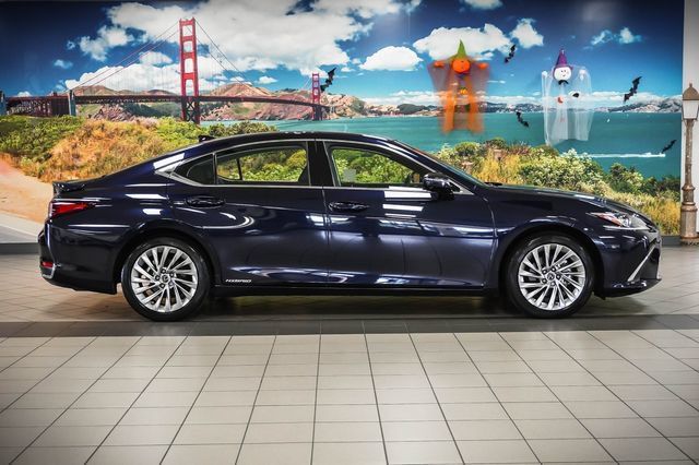 Used 2019 Lexus ES 300h FWD image 5