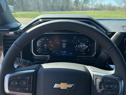 New 2026 Chevrolet Silverado 2500 LT w/ Convenience Package AWD/4WD image 14