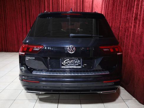 Used 2020 Volkswagen Tiguan SE R-Line image 9