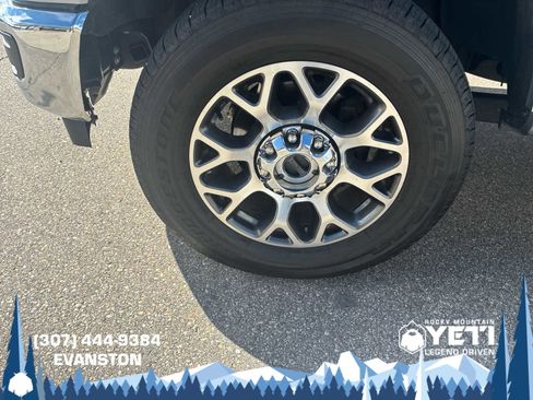 Used 2023 Ford F350 XLT w/ FX4 Off-Road Package AWD/4WD image 9