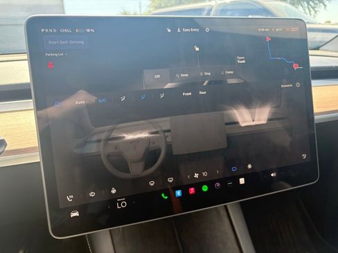 Used 2024 Tesla Model Y Long Range AWD/4WD image 15