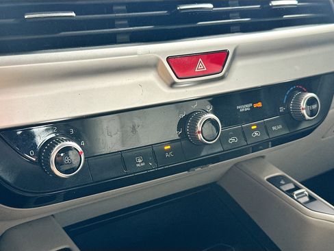 Used 2020 Kia Telluride S FWD image 15