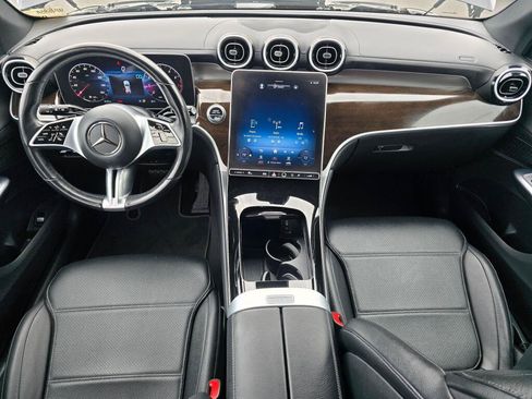 Used 2023 Mercedes-Benz GLC 300 4MATIC image 17