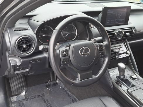Used 2023 Lexus IS 300 w/ Premium Package RWD image 15