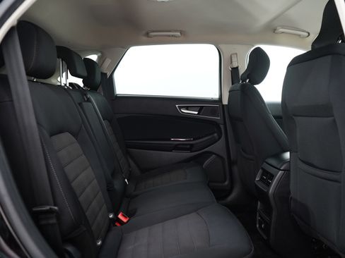 Used 2018 Ford Edge SEL w/ Class II Trailer Tow Package AWD/4WD image 13