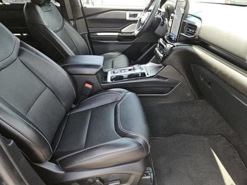 Used 2023 Ford Explorer ST w/ Equipment Group 401A AWD/4WD image 29