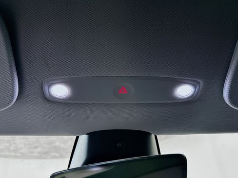 Used 2024 Tesla Model 3 Standard Range RWD image 18