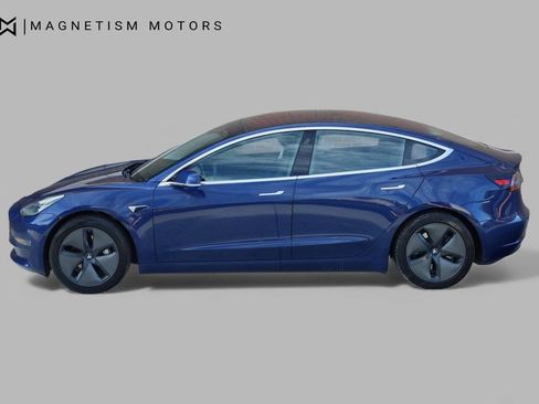 Used 2018 Tesla Model 3 Long Range image 3