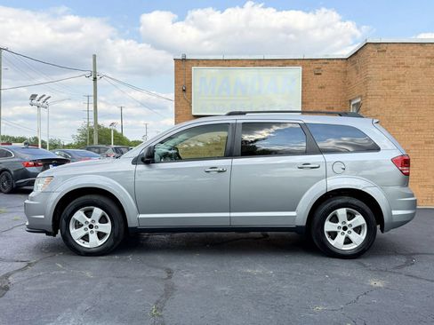 Used 2016 Dodge Journey SE w/ Flexible Seating Group FWD image 3