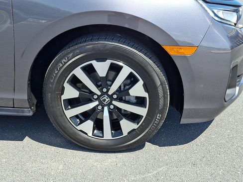 Certified 2026 Honda Odyssey EX-L image 9