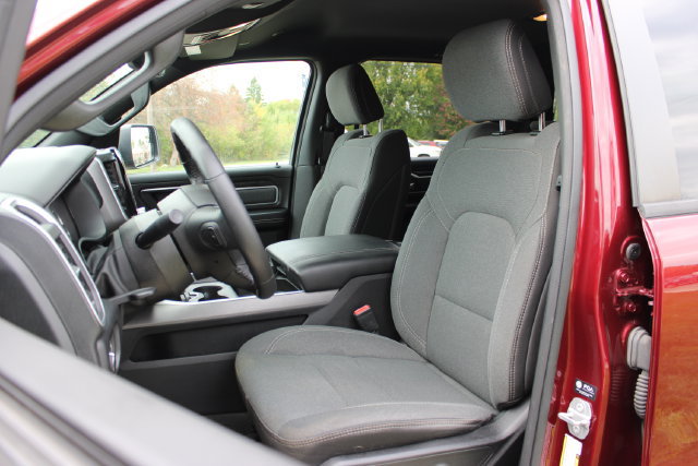 Used 2022 RAM 1500 Big Horn AWD/4WD image 14