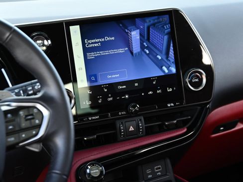 Used 2025 Lexus NX 250 FWD image 19