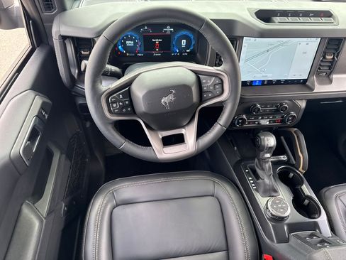 New 2026 Ford Bronco Badlands image 21