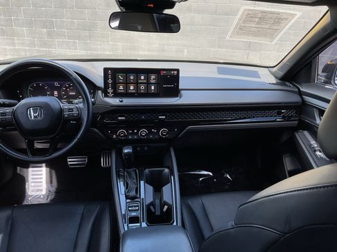 Used 2023 Honda Accord Sport image 14