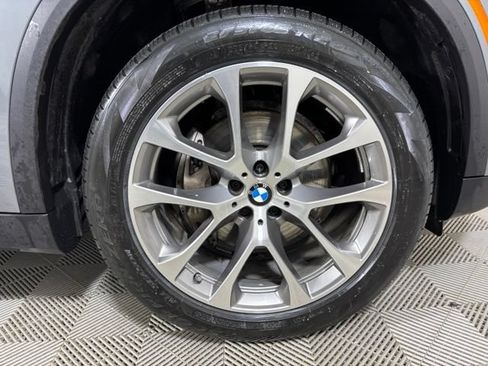 Used 2024 BMW X5 xDrive40i w/ Premium Package AWD/4WD image 23