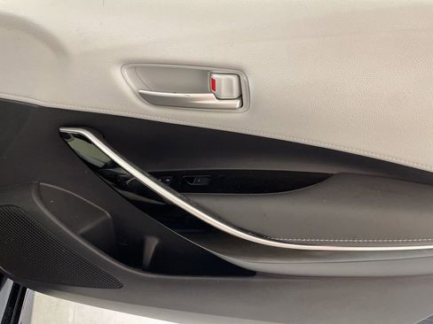 Used 2022 Toyota Corolla XSE image 39