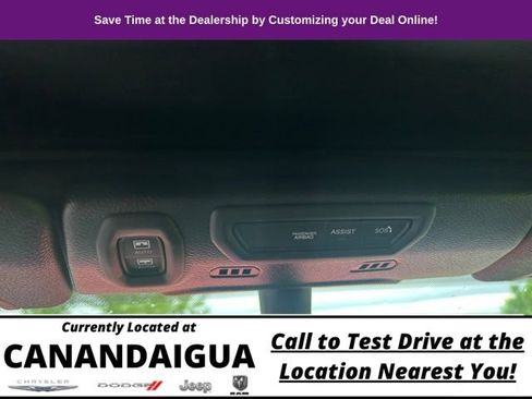 Used 2022 Jeep Wrangler Unlimited Sahara AWD/4WD image 33