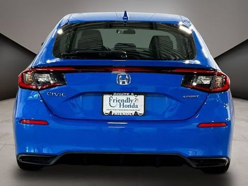 Used 2024 Honda Civic Sport image 5