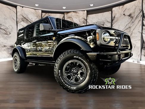 Used 2022 Ford Bronco Badlands w/ Sasquatch Package AWD/4WD image 10