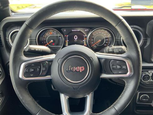 Used 2019 Jeep Wrangler Unlimited Sahara w/ Dual Top Group image 16