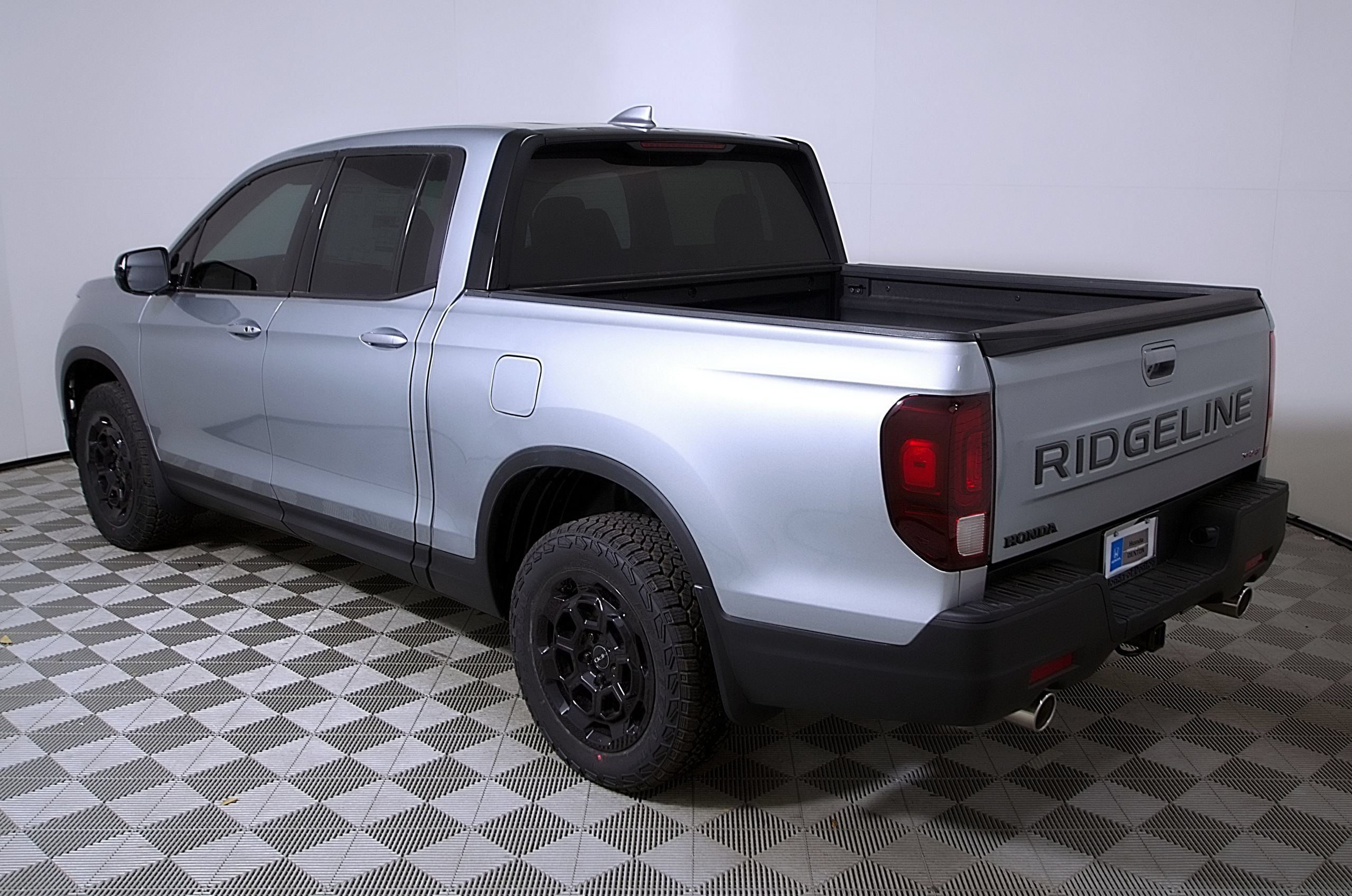 Used 2025 Honda Ridgeline Sport+ image 9