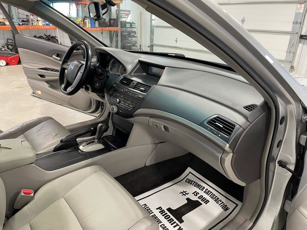 Used 2009 Honda Accord EX-L image 21