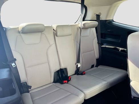 Used 2022 Kia Telluride EX w/ EX Premium Package AWD/4WD image 29