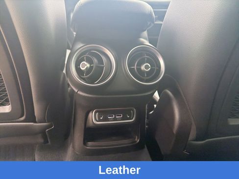 Used 2024 Alfa Romeo Stelvio Sprint AWD/4WD image 18