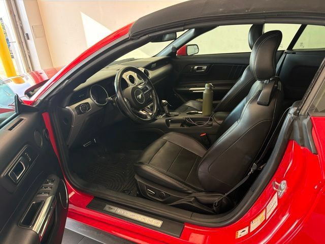Used 2018 Ford Mustang GT Premium RWD image 8