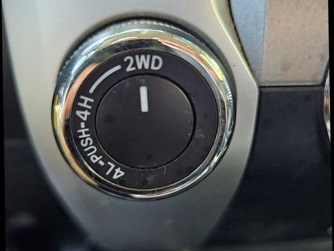 Used 2016 Toyota Tundra Limited image 47