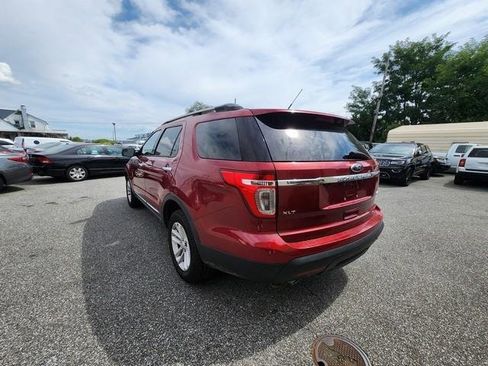 Used 2014 Ford Explorer XLT image 5