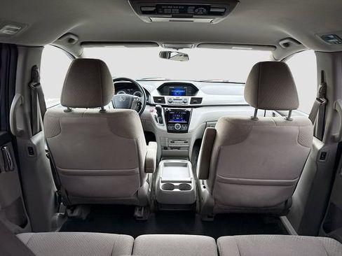 Used 2016 Honda Odyssey SE image 29