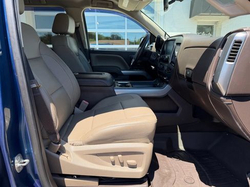 Used 2017 Chevrolet Silverado 1500 LTZ Z71 w/ LTZ Plus Package AWD/4WD image 14