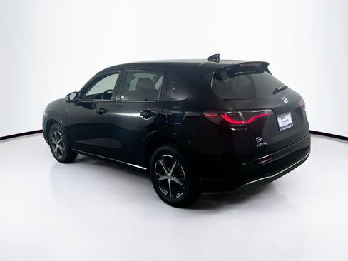 Used 2023 Honda HR-V EX-L image 7